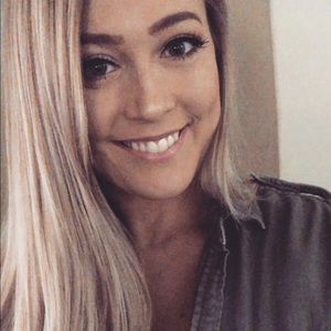 Meet your Posher, Rita